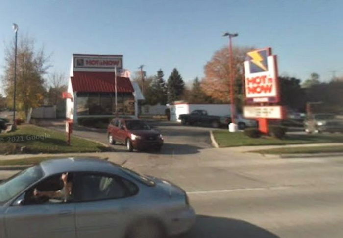 Hot n Now Hamburgers - Lapeer - 880 S Main St (newer photo)